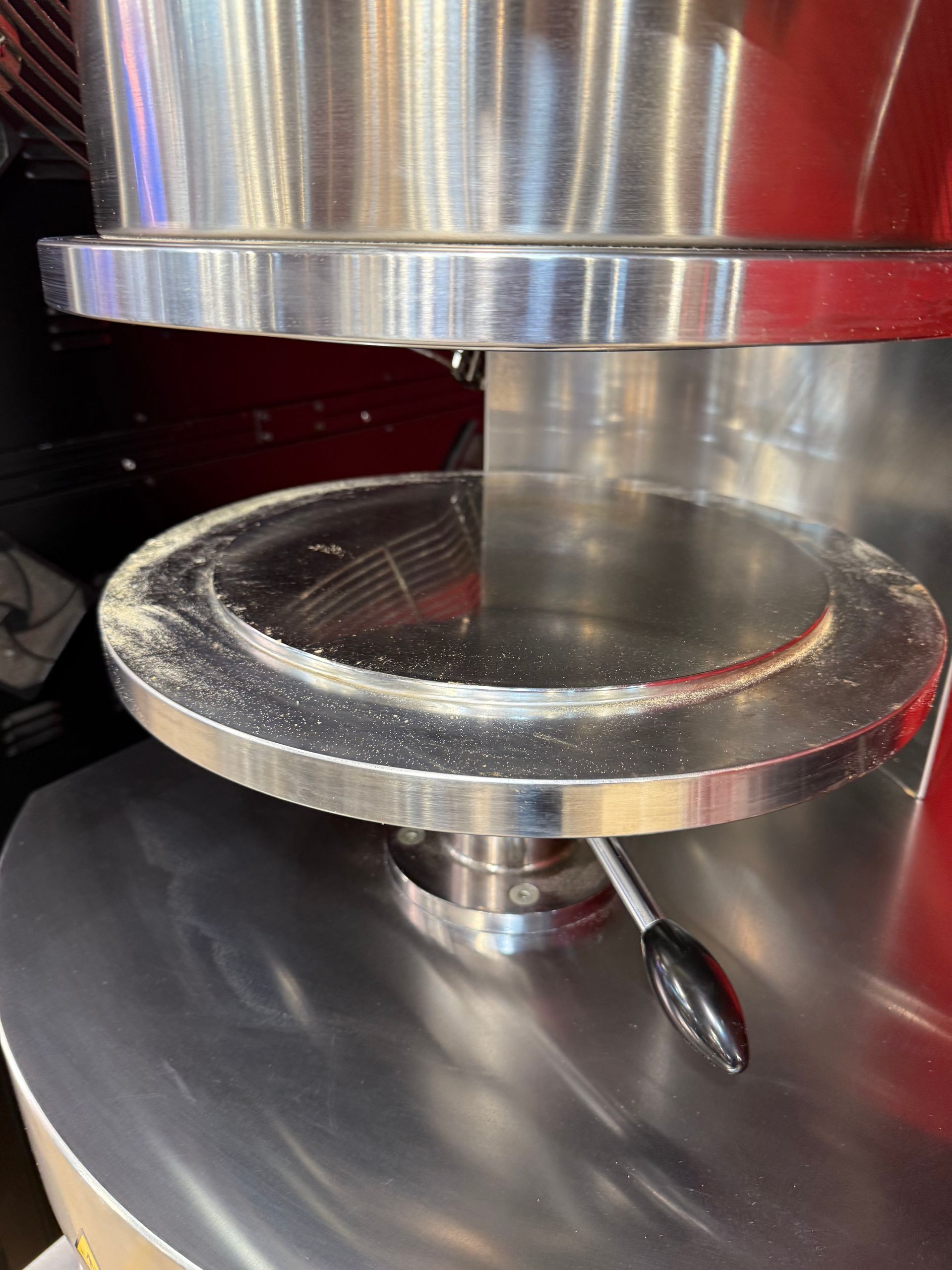 Cuppone Delta pizza oven in stainless steel for professional kitchens
Chef baking pizza in Cuppone Alpha oven with digital controls
Cuppone commercial pizza oven installed in modern pizzeria
Cuppone PizzaForm dough press machine preparing fresh pizza bases
Close-up of Cuppone HE400 pizza oven with energy-efficient design
Cuppone Italian pizza ovens showcased at Fine Food Sydney exhibition