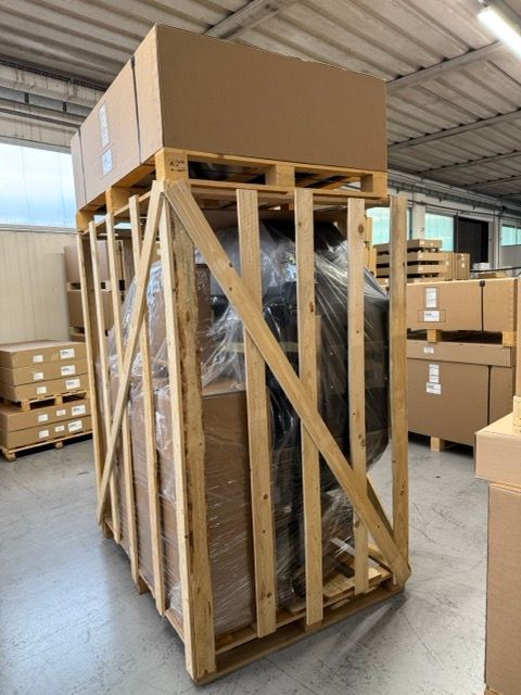 Cuppone Delta pizza oven in stainless steel for professional kitchens
Chef baking pizza in Cuppone Alpha oven with digital controls
Cuppone commercial pizza oven installed in modern pizzeria
Cuppone PizzaForm dough press machine preparing fresh pizza bases
Close-up of Cuppone HE400 pizza oven with energy-efficient design
Cuppone Italian pizza ovens showcased at Fine Food Sydney exhibition
