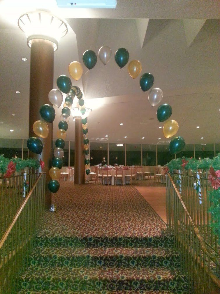 String of Pearl Balloon Arches