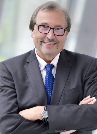 Prof. Dr. med. Siegfried Jedamzik Prof. Dr. med. Siegfried Jedamzik