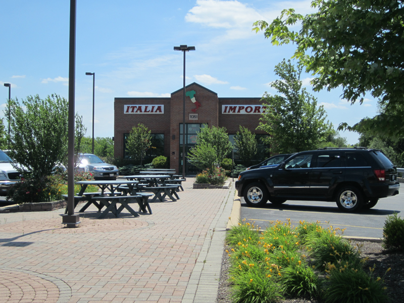 Italian Restaurant — Restaurant parking area with table in Orland Park, IL
