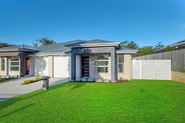 A House with A Lush Green Lawn in Front of It | Mid-North Coast, NSW | BDM Constructions