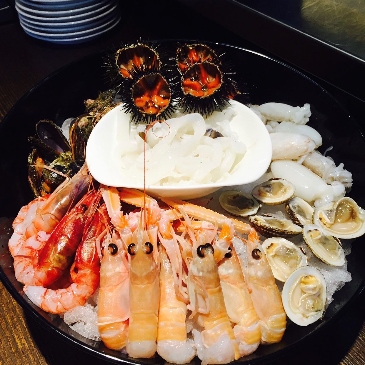 piatto di pesce e crostacei