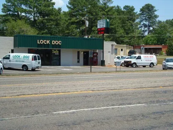 Street view of a locksmith shop with 