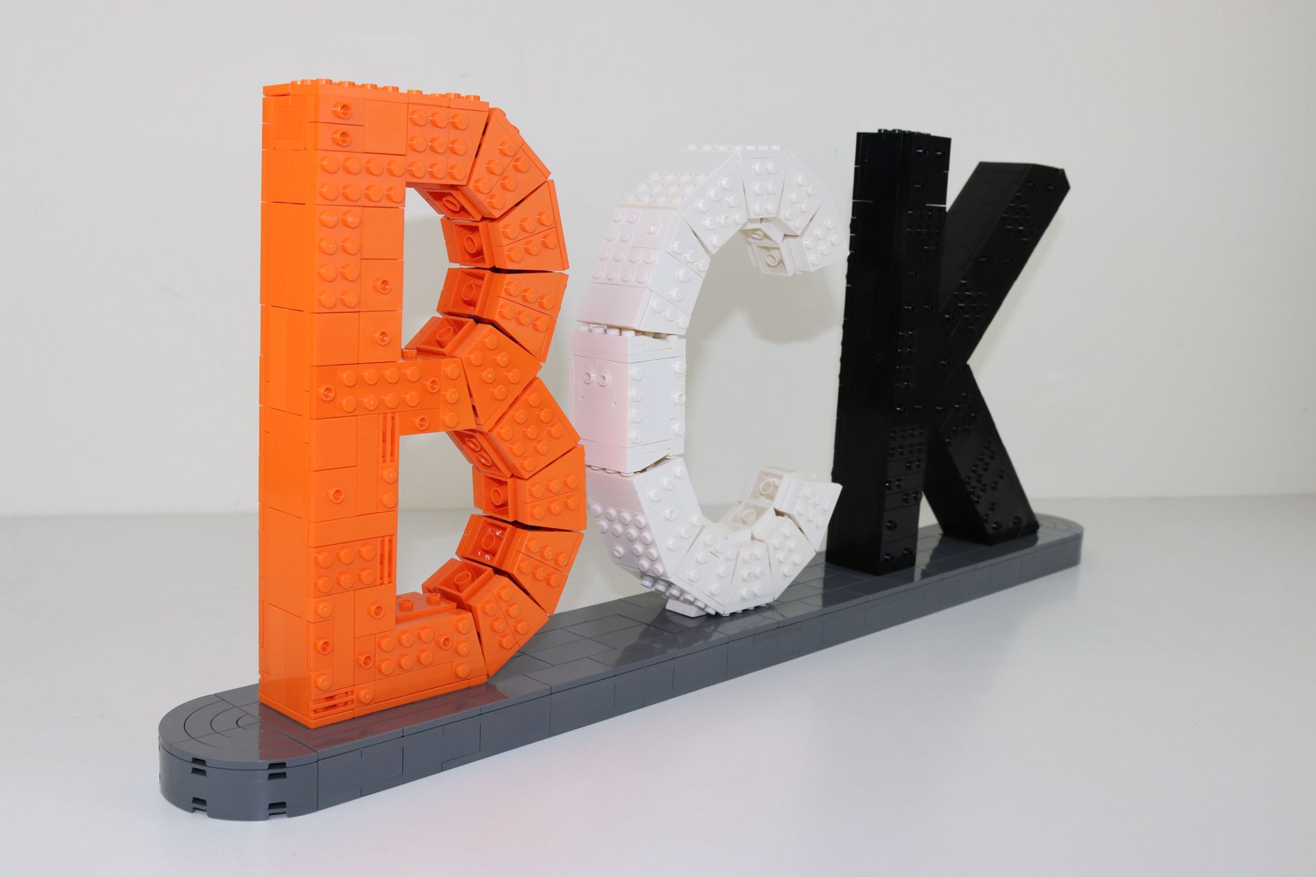 LEGO golf GTI donker blauw lego minifugure schaal