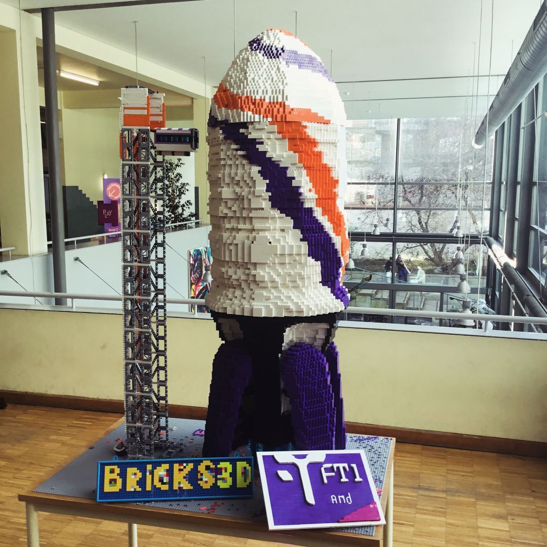FTI leuven event lego raket model 2 meter