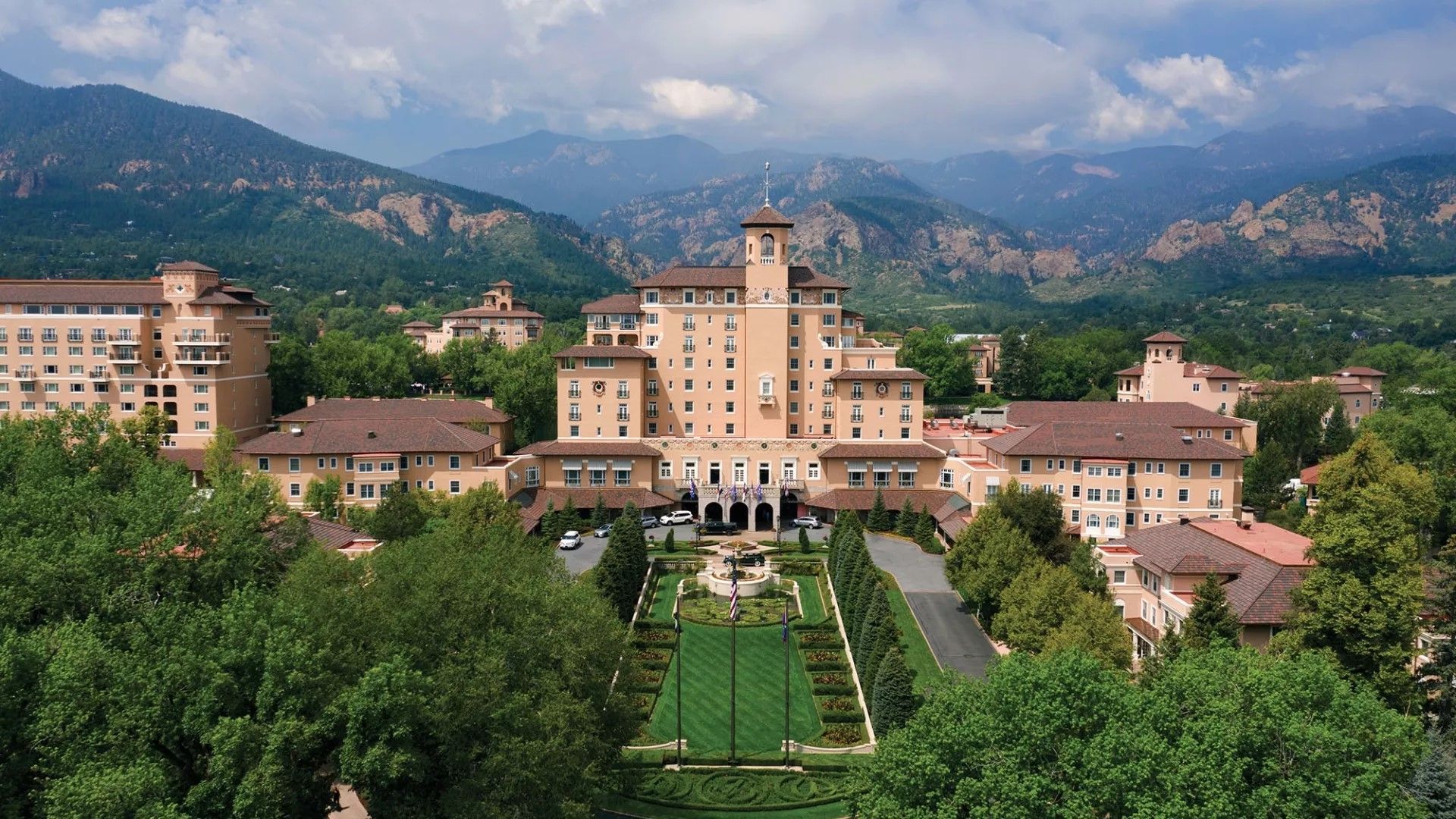Broadmoor Hotel