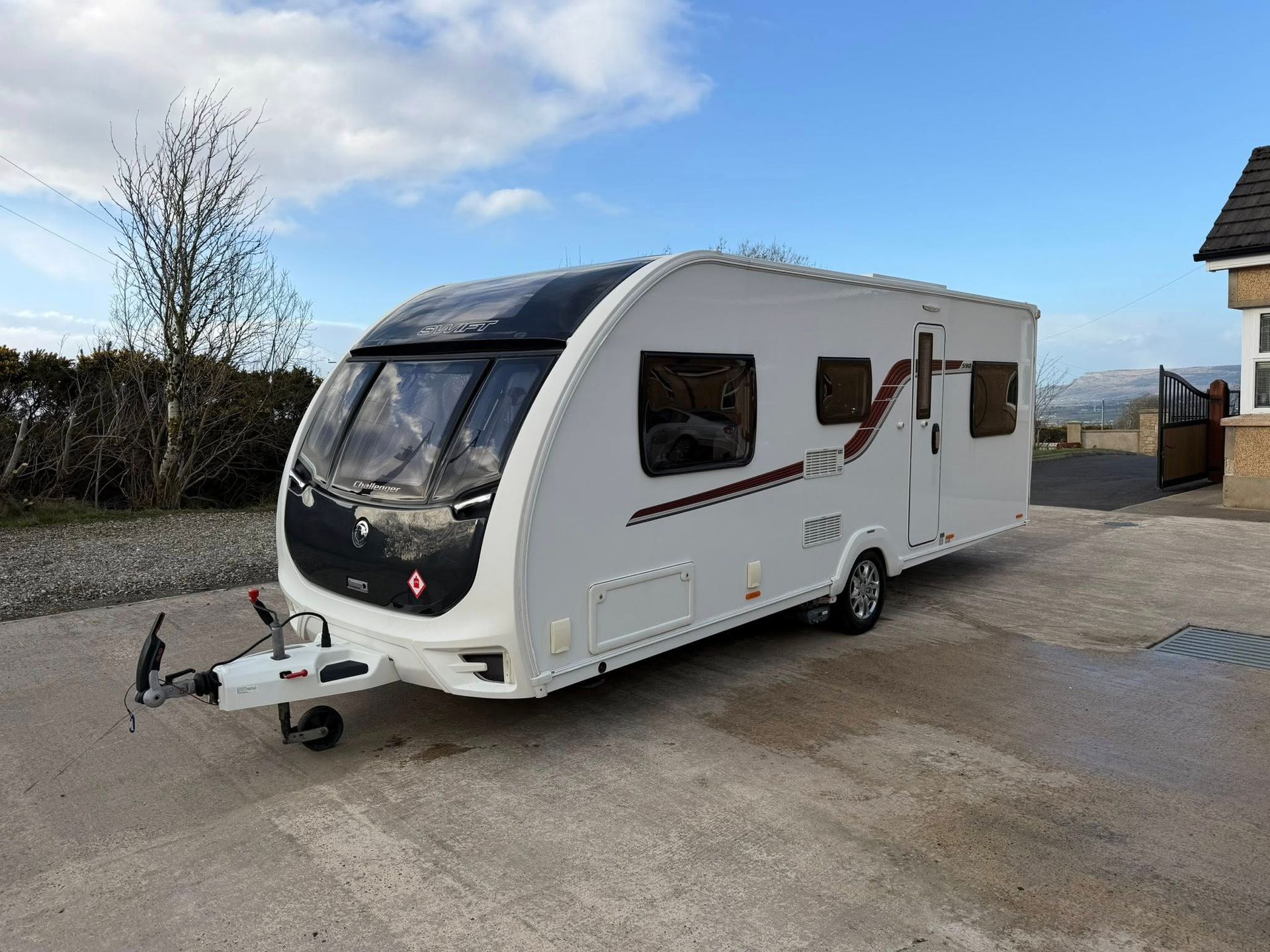 2018 Swift Challenger 590