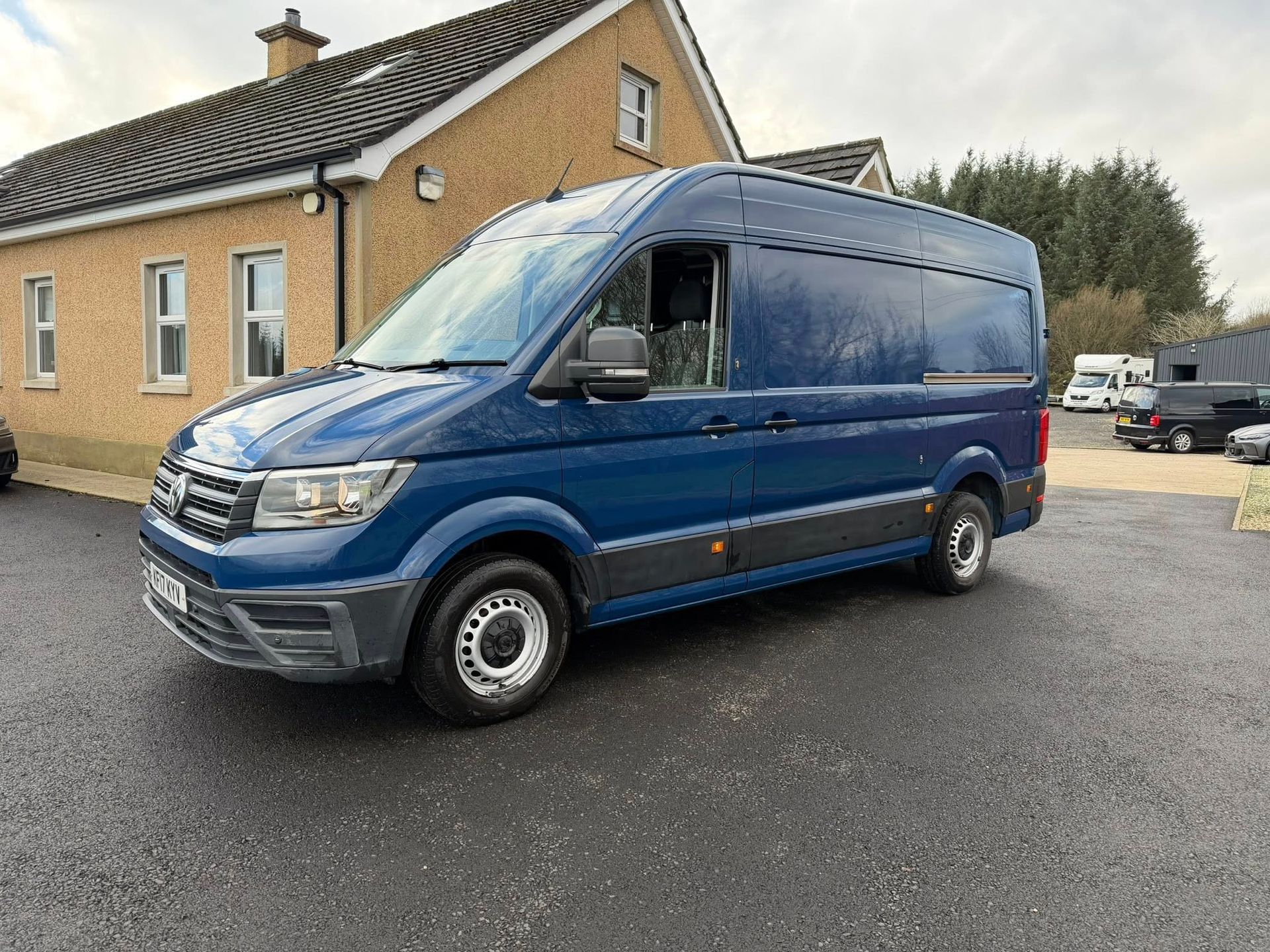 2017 Volkswagen Crafter Deep Ocean Blue