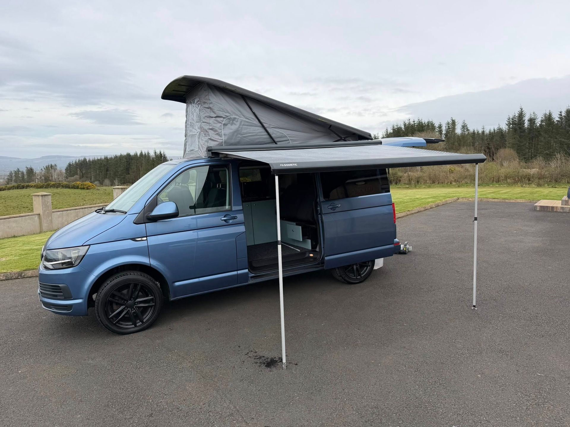 Volkswagen transporter pop top camper