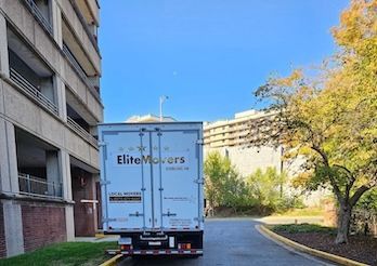 our 20ft box truck is park ready to get load 