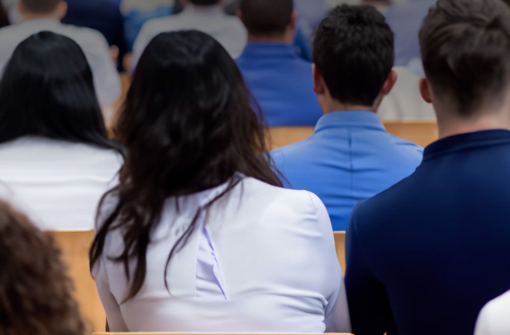 נירית קרקובר יועצת ארגונית, מפתחת תכניות הדרכה ומנחת סדנאות 