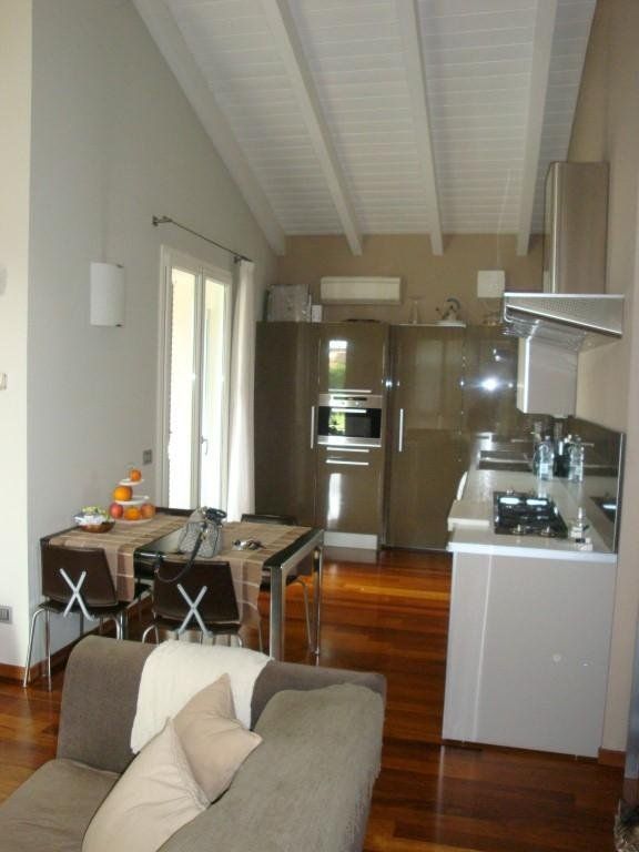 cucina e soggiorno