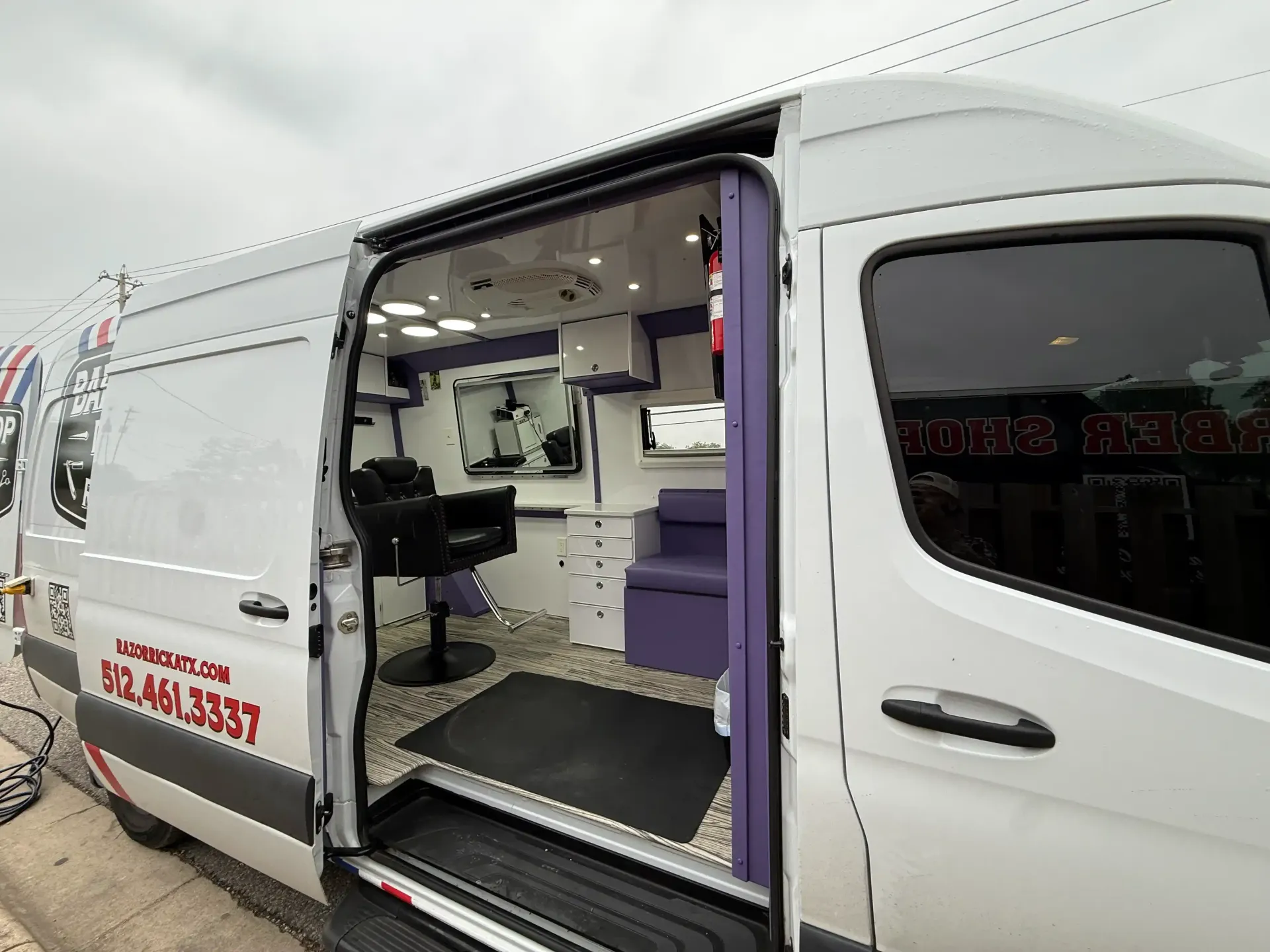 Luxury Mobile Grooming in Austin, TX.