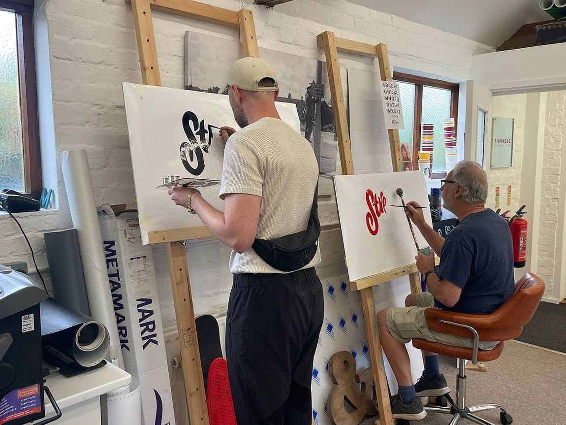 Sign writing courses in Woking, Surrey