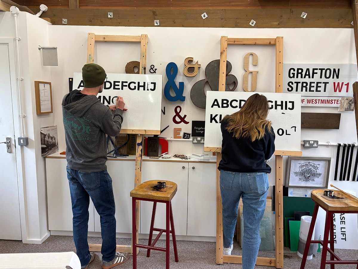 Learn sign writing in Woking 2