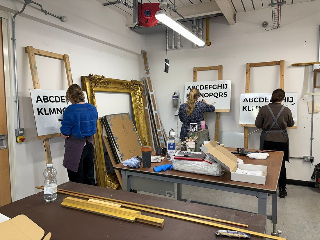 Teaching signpainting at Windsor Caste