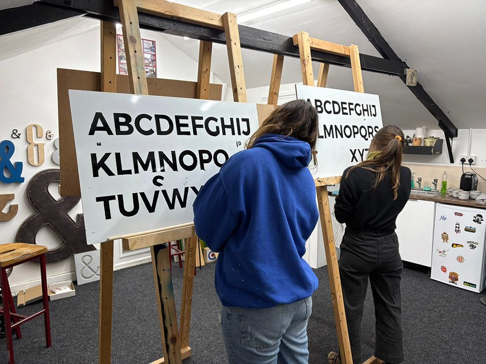 Signpainting courses November 4