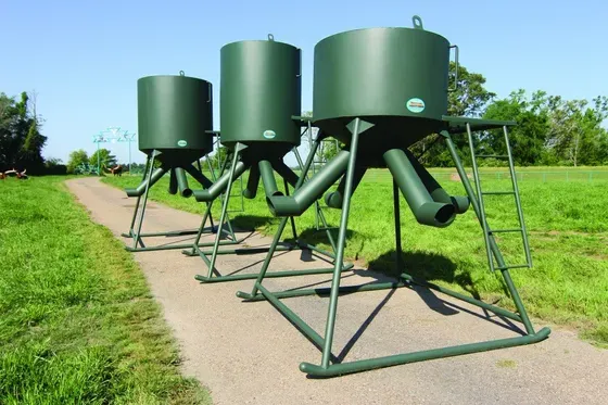 Three Green Tanks — Clifton, TX — Clifton Feed and Service