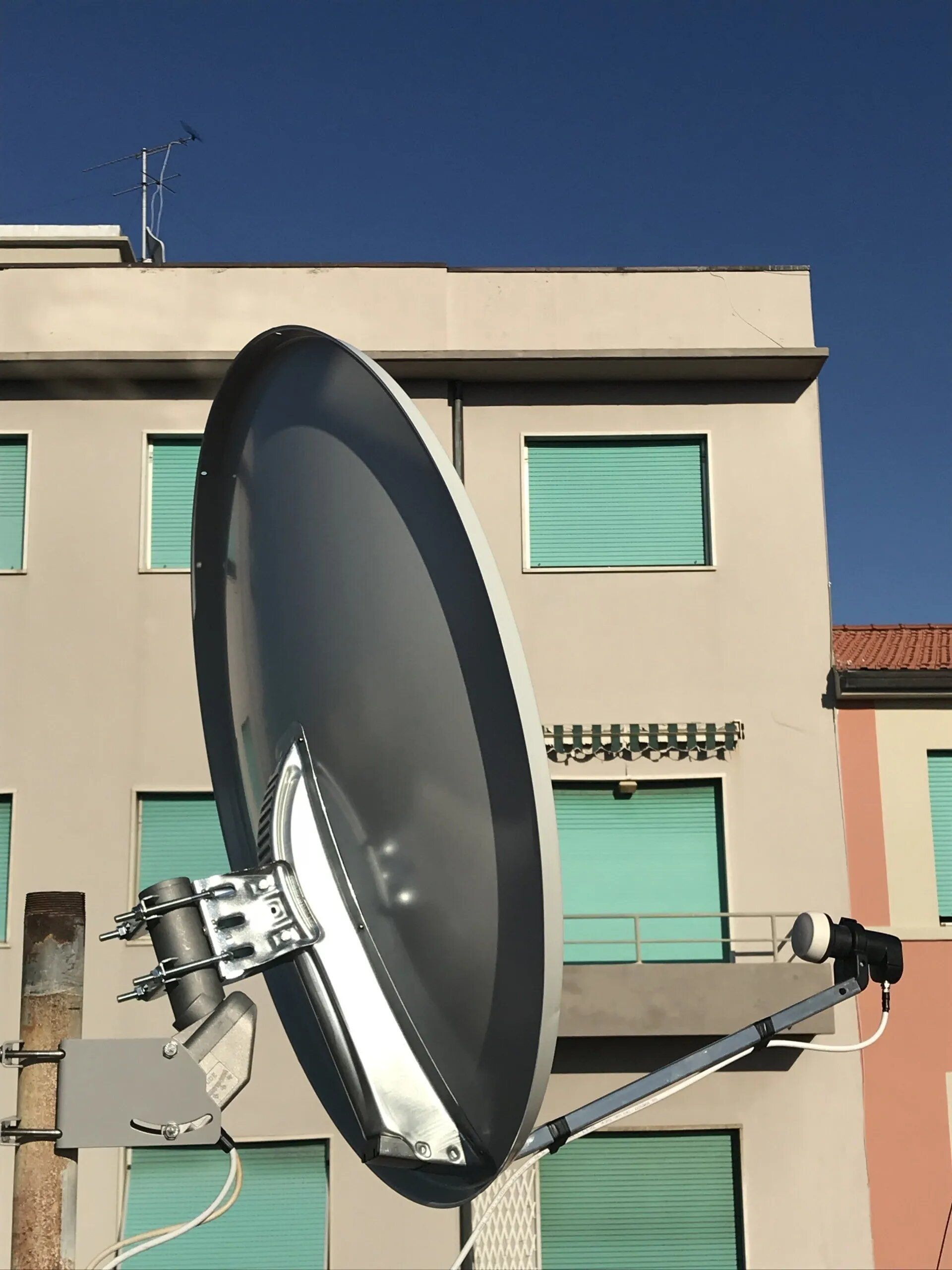 parabola TV satellitare