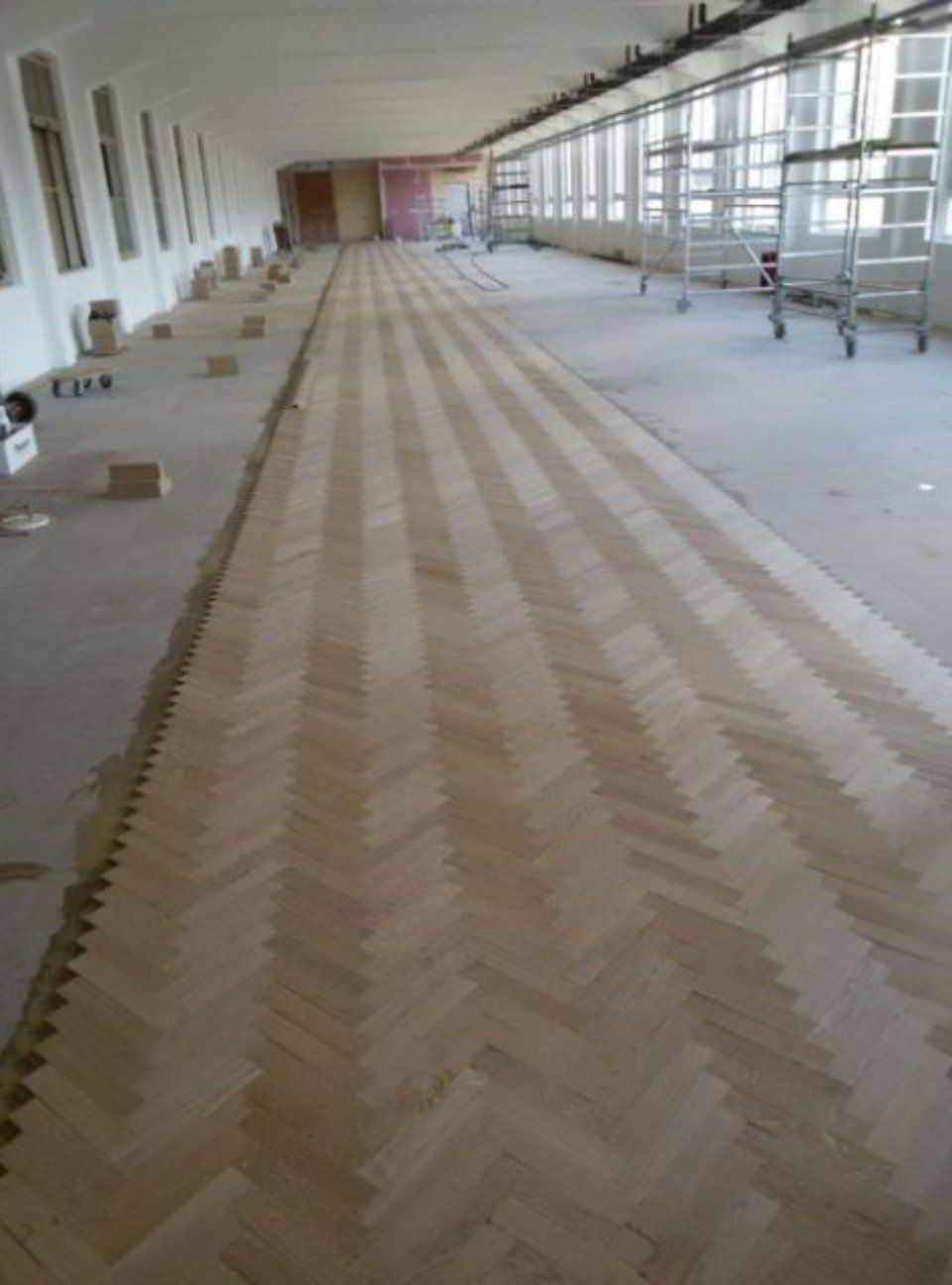 Parquet in rovere a spina italiana 5
