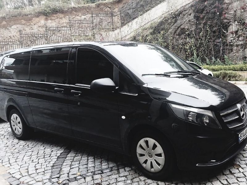 mercedes vito budget van side view