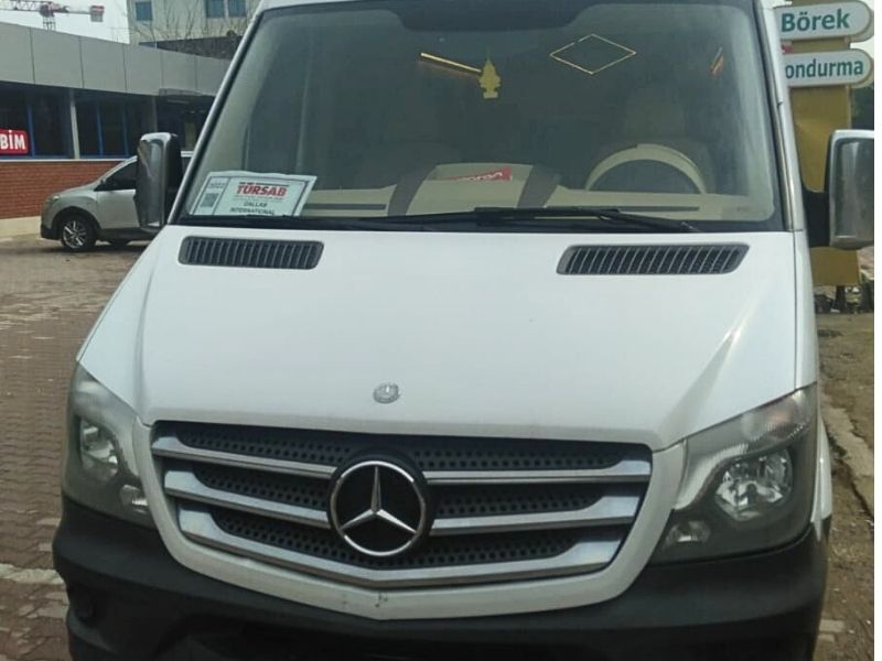 Mercedes Sprinter VIP 13 Seater exterior