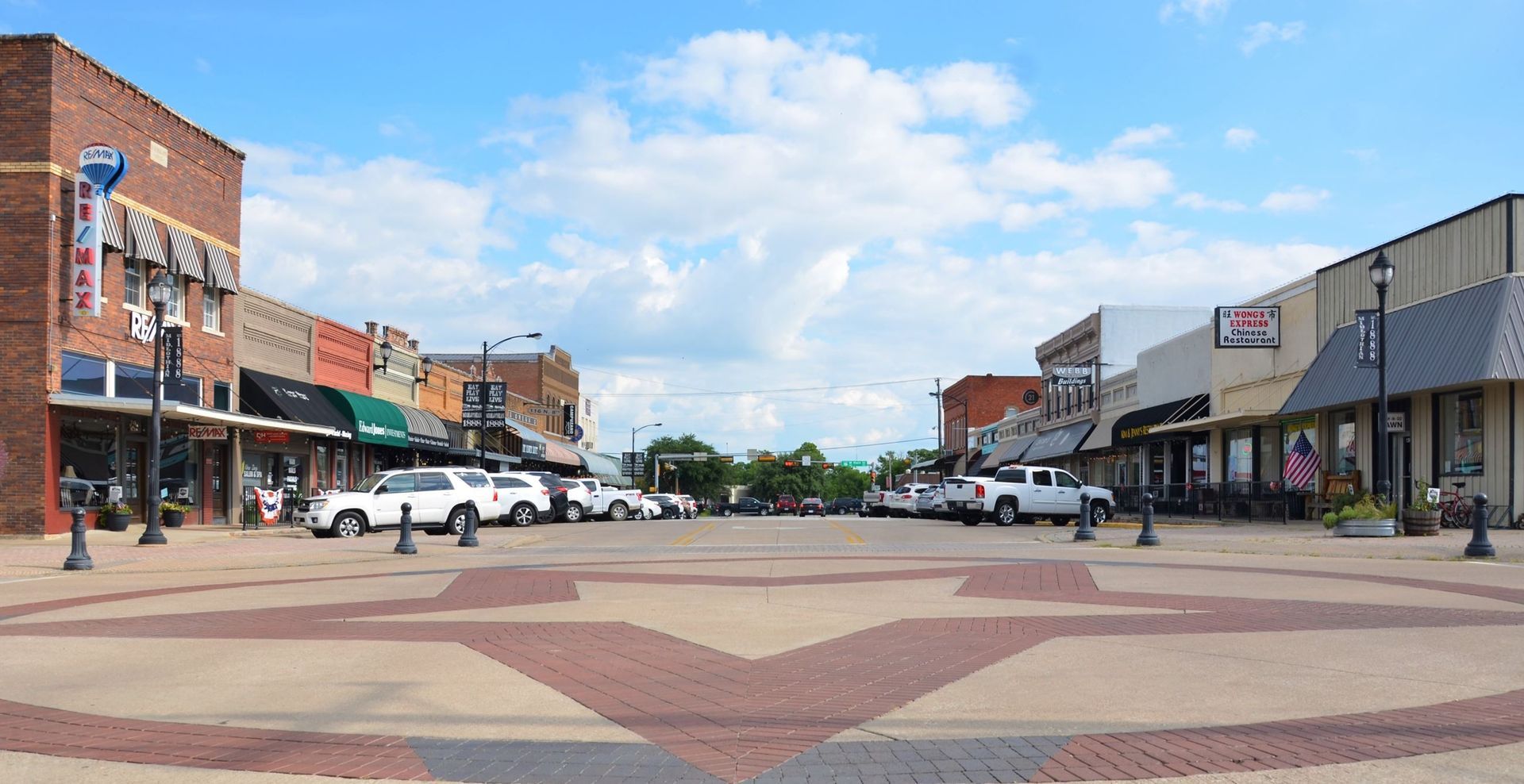 A glimpse of Burleson's community charm — part of what makes the city appealing in 2025 Downtown Burleson, Texas representing local charm and community atmosphere