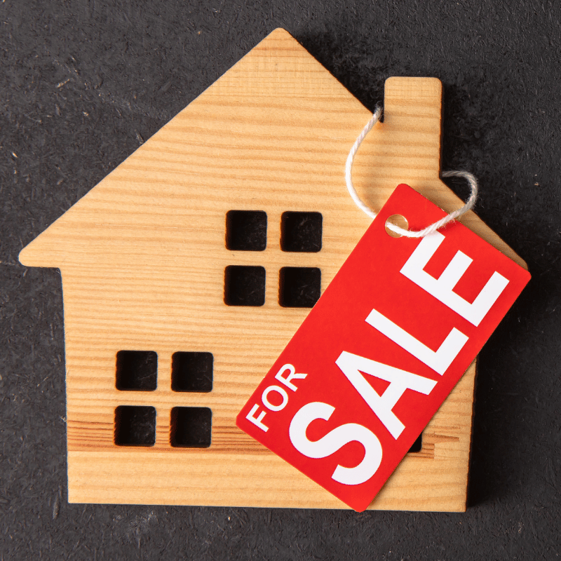 5-star Google review for Jennifer Greenfield, trusted Burleson Realtor, from The Yorks praising her expert guidance in selling their home.