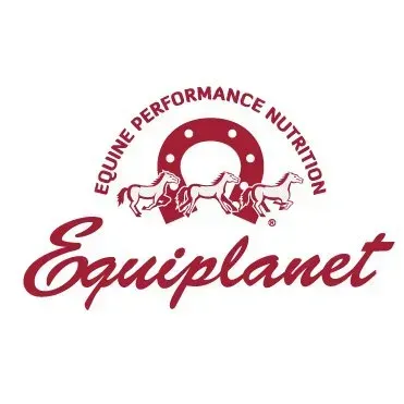 Un logotipo para la nutrición de rendimiento equino con caballos y una herradura.