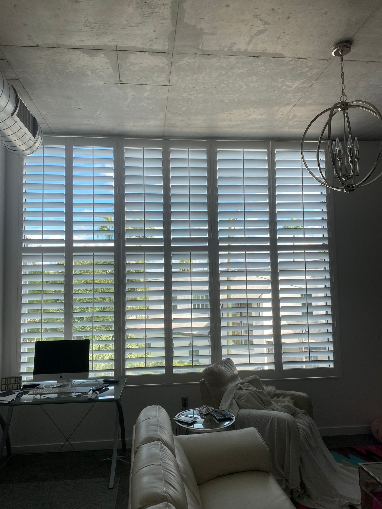 Classic Room With Window Blinds - New Port Richey, FL - Tampa Bay Shutters & Blinds LLC