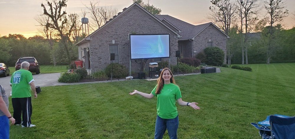 Projector Screen — Richmond, KY — Dr. Stereo