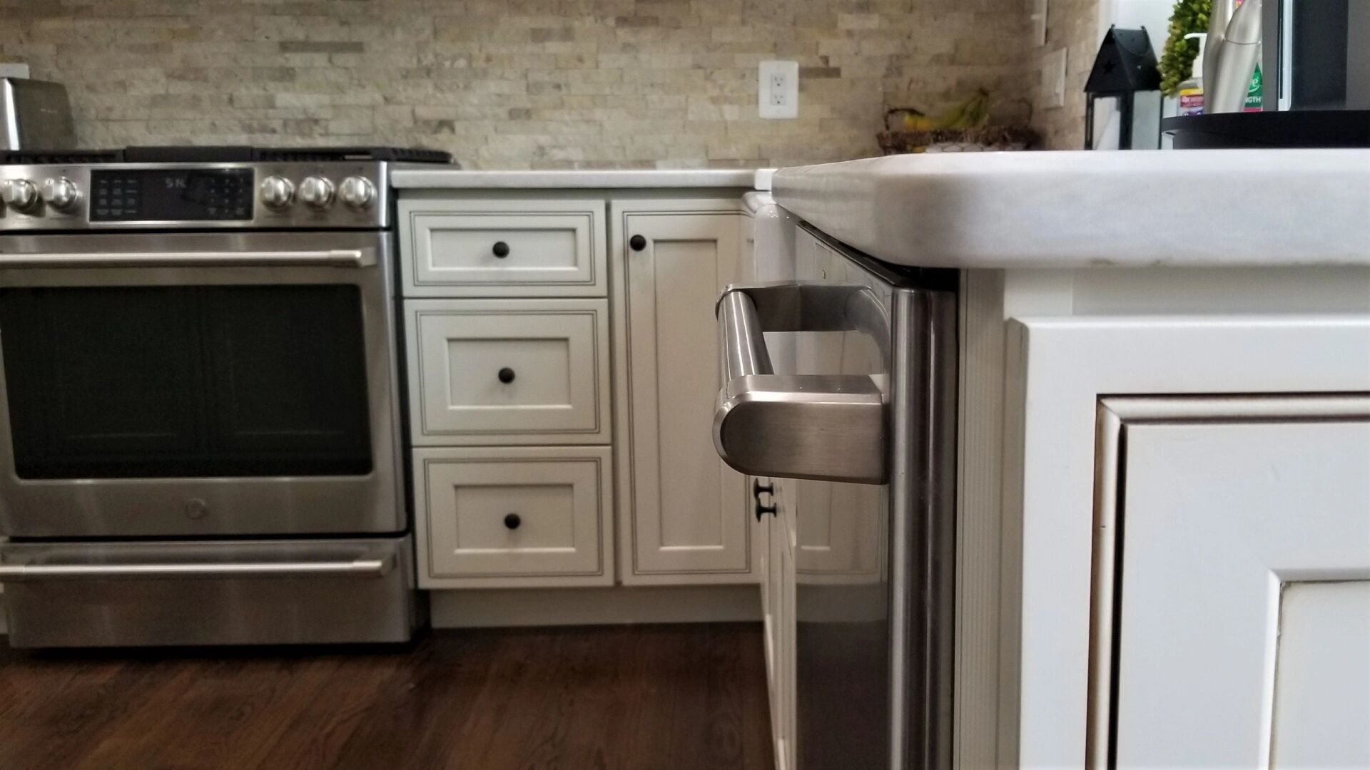 Steel Handle In Kitchen — Newport, DE — Kitchen Provider Inc