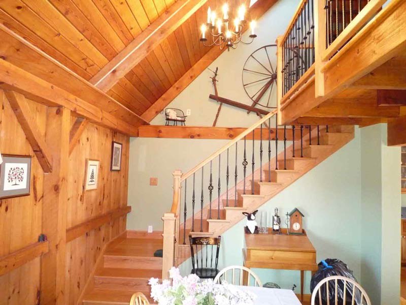Oak w/ Iron - Wood Stairs in Ludlow, MA
