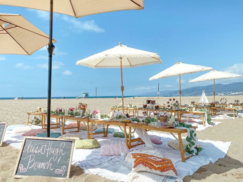 beach picnic in Los Angeles