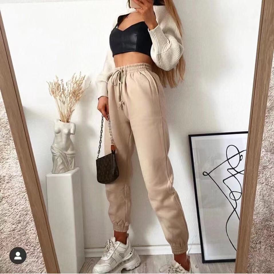 Abbigliamento sportivo per donna