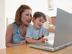mother and child laptop