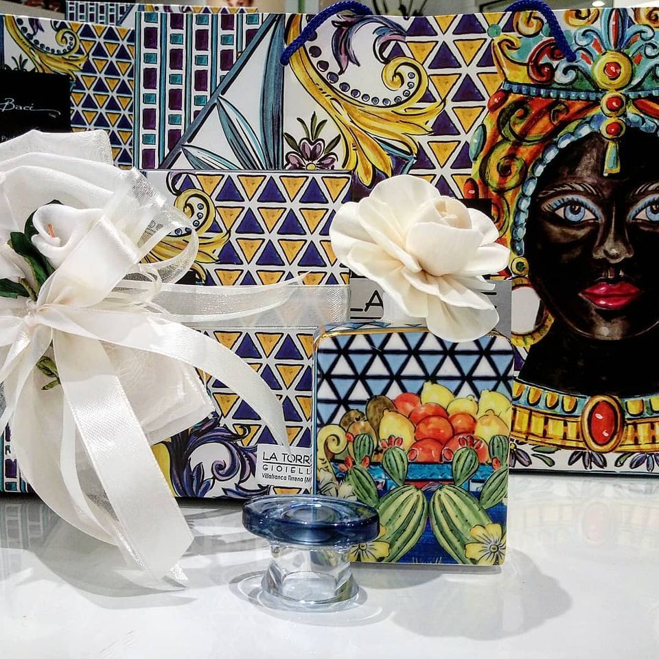 testa di moro esposta in vetrina