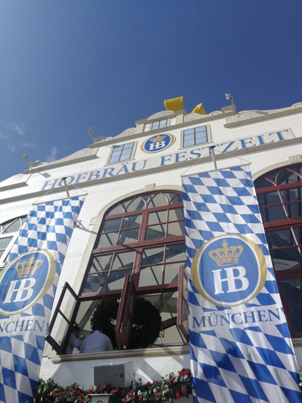 Oktoberfest tour package in Hofbräu tent