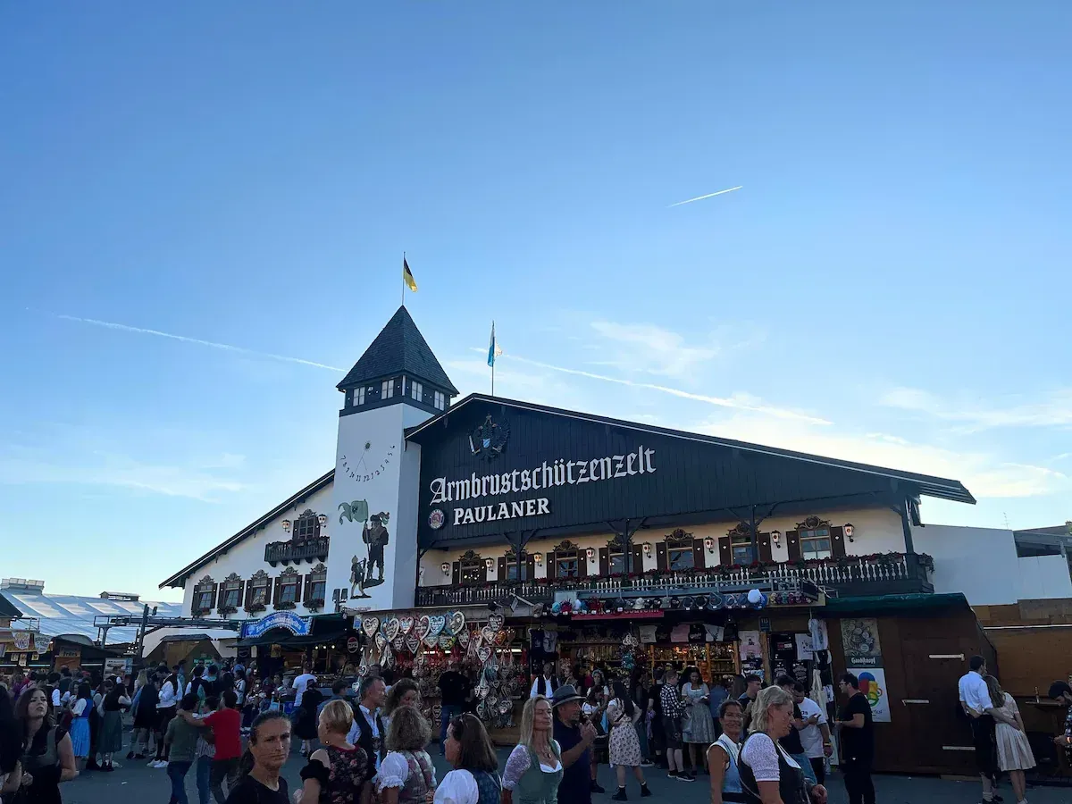 Oktoberfest tour package in Hofbräu tent
