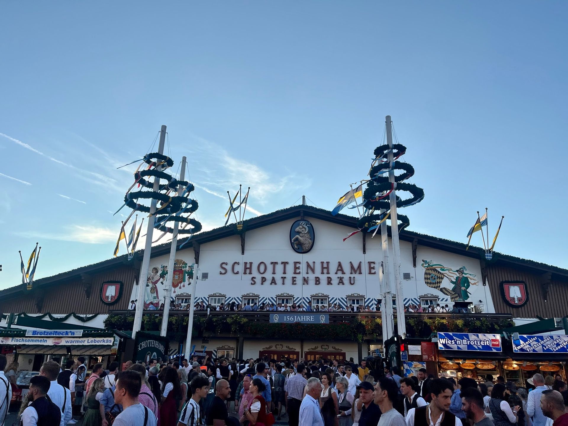 Schottenhammel oktoberfest tent outside