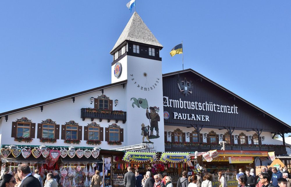 Armbrustschützenzelt Paulaner