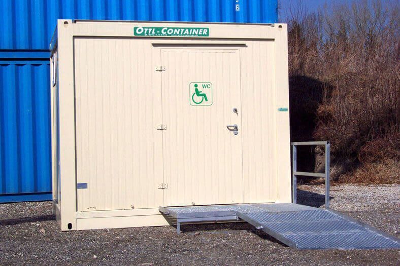 Sanitärcontainer von OTTL-CONTAINER mir Rampe