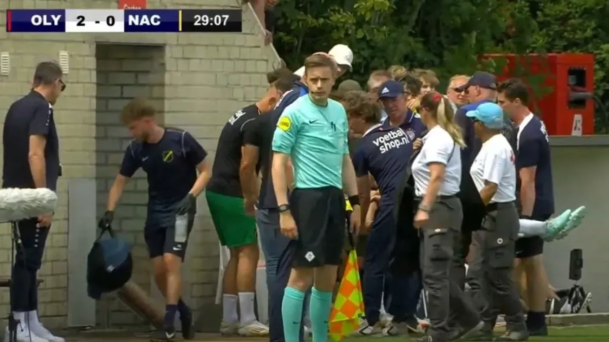 Ο Χρήστος Θέος συνοδεύει τον Ολυμπιακό στην προετοιμασία στην Ολλανδία, προσφέροντας ιατρική φροντίδα και άμεση παρέμβαση σε κρίσιμα περιστατικά.