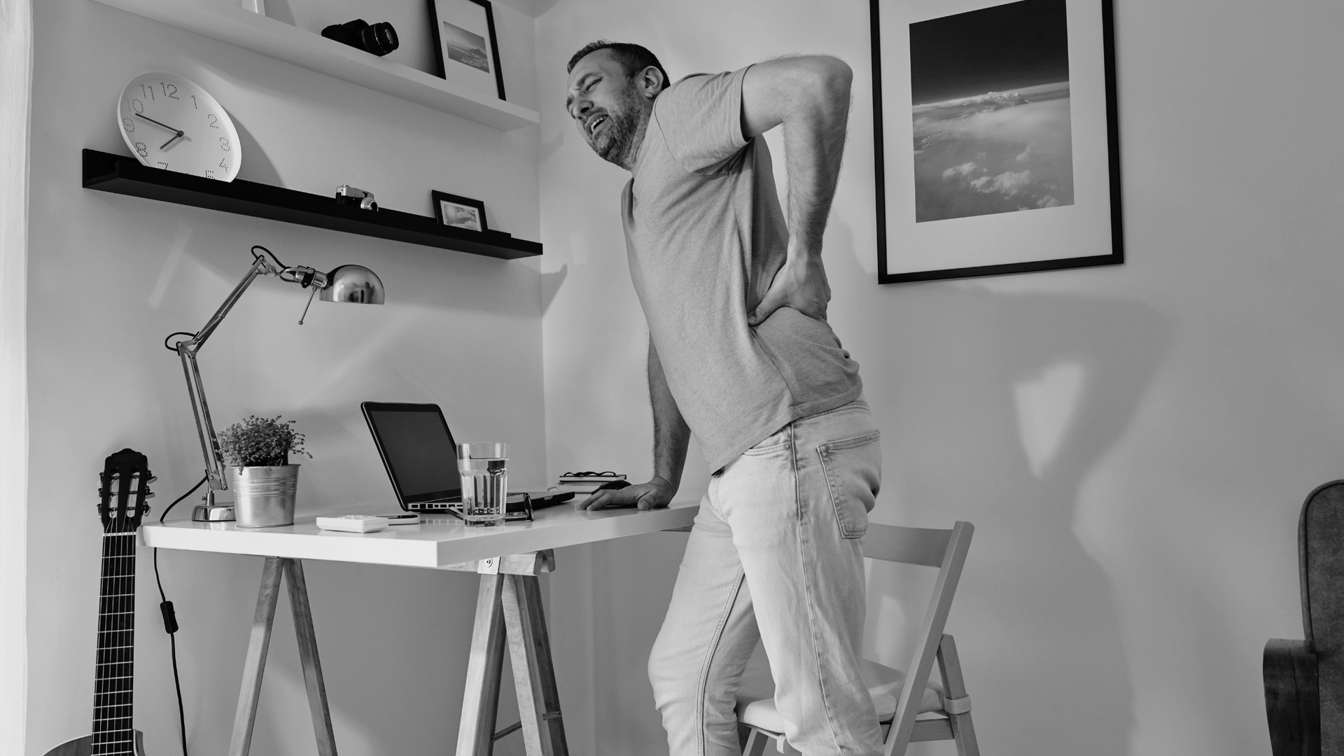  Learn the warning signs of herniated discs, sciatica, and spinal stenosis.