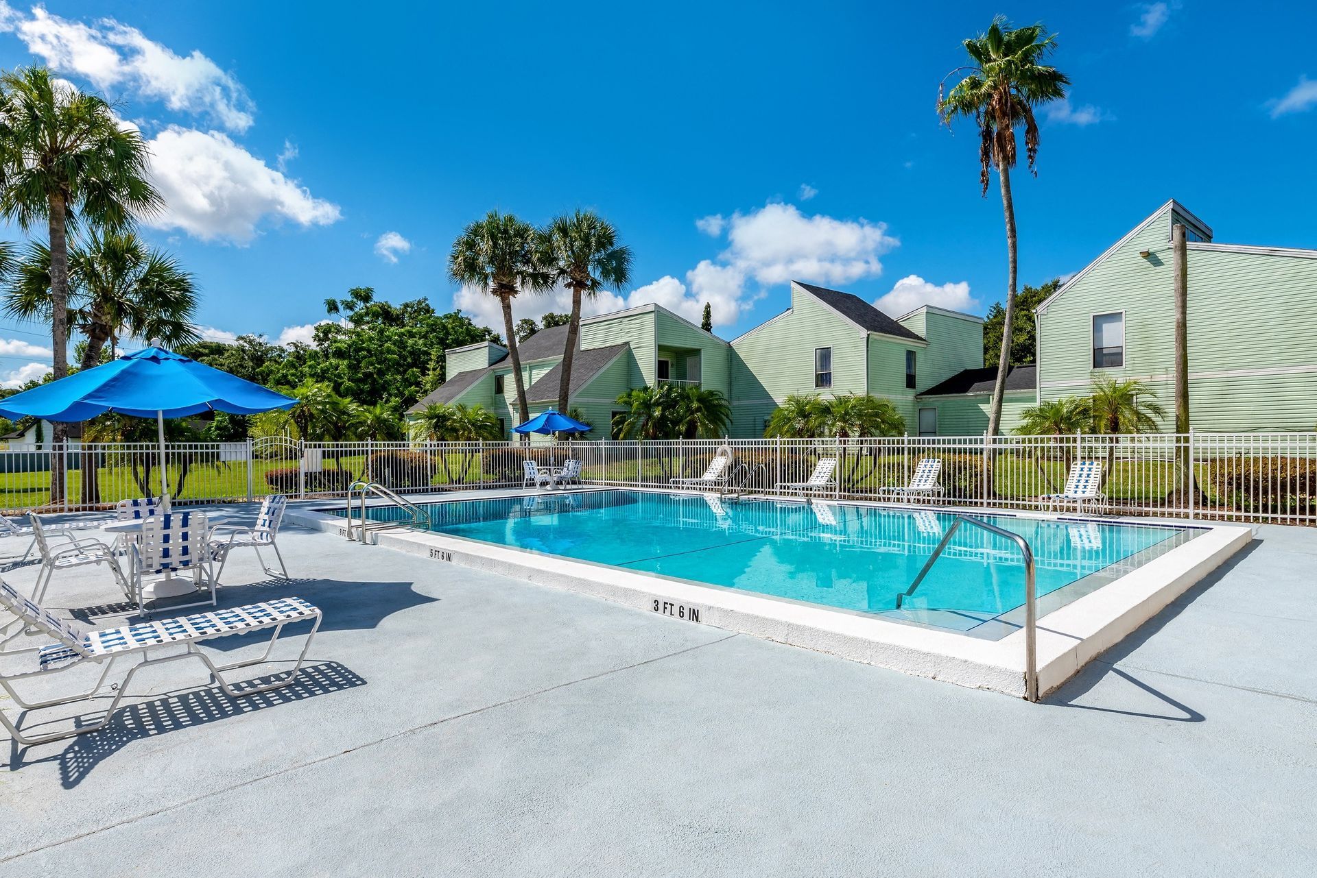 Resort style swimming pool