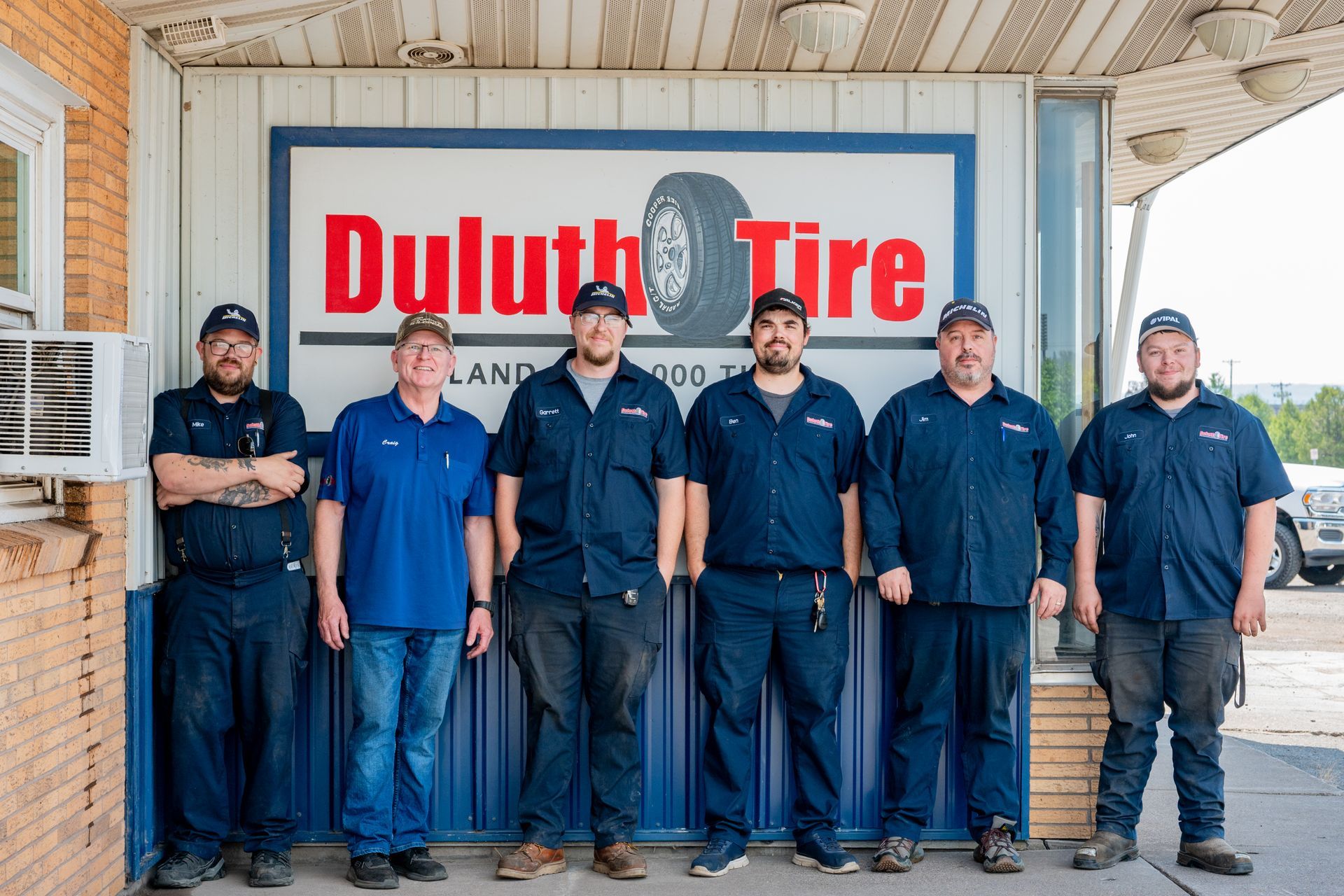 The front of Duluth Tire in Duluth, MN