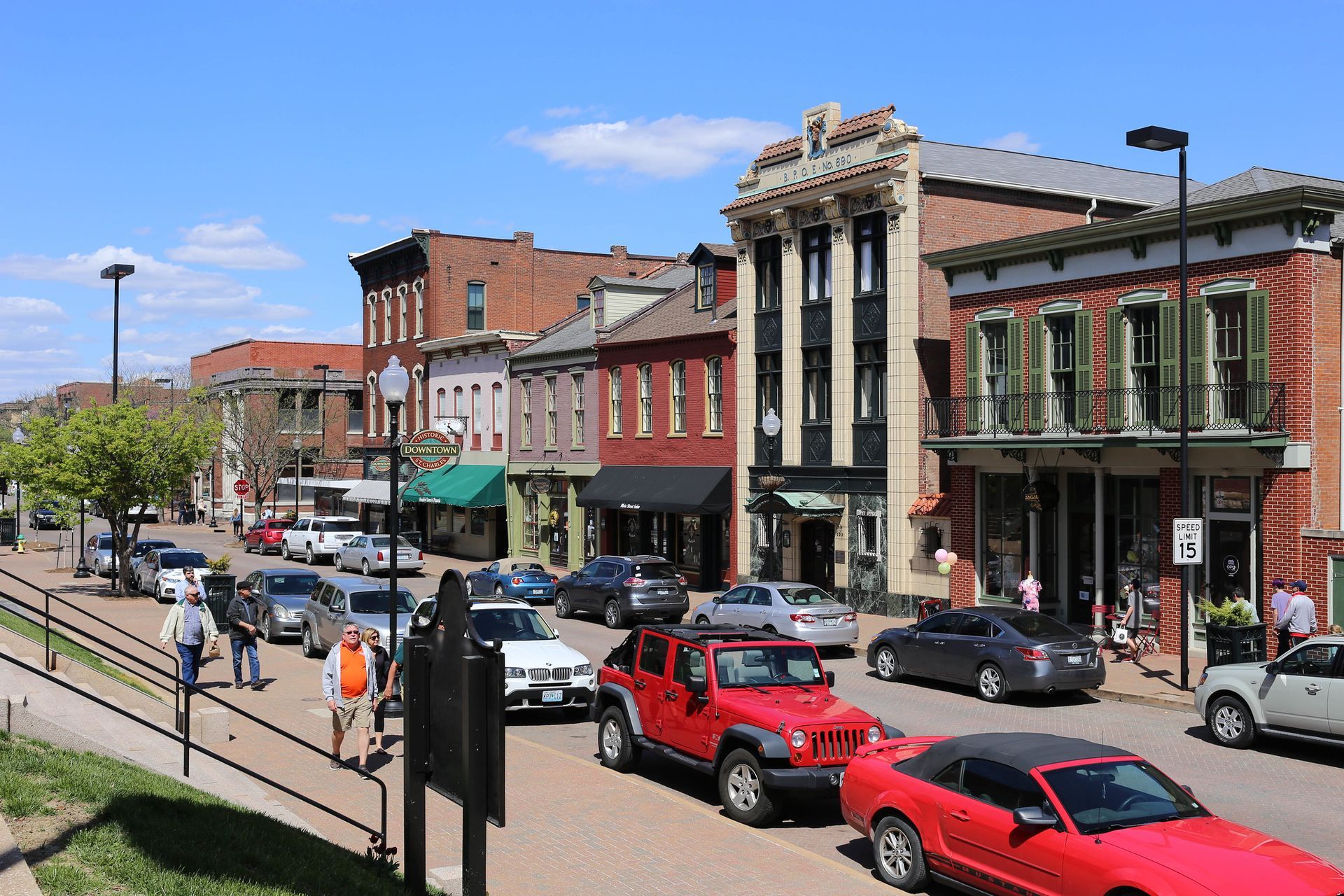 Image of downtown St. Charles, Missouri