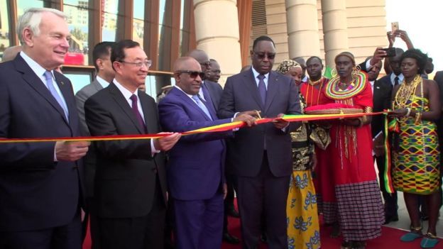 President Macky Sall cut the ceremonial ribbon at today's inauguration