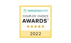 WeddingWire Couples' Choice Awards 2022 badge with five stars. The badge is yellow with a green WeddingWire logo.